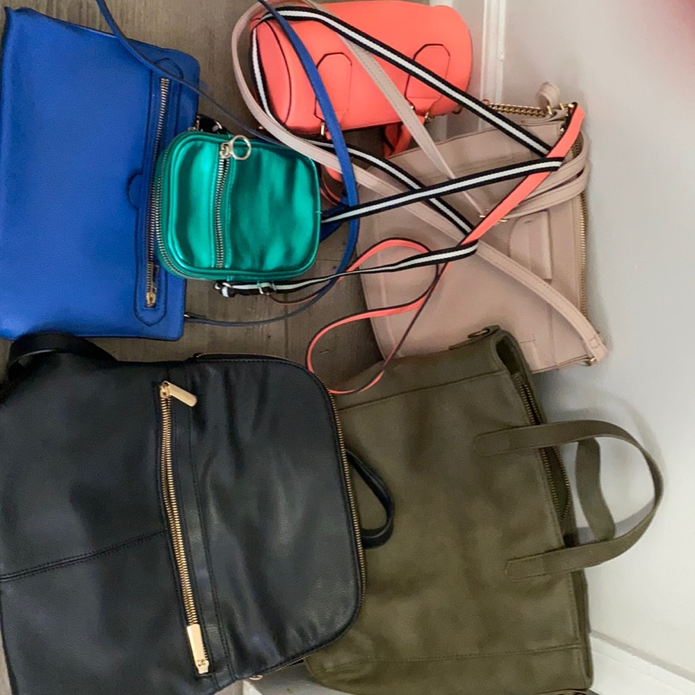 Assorted purses
